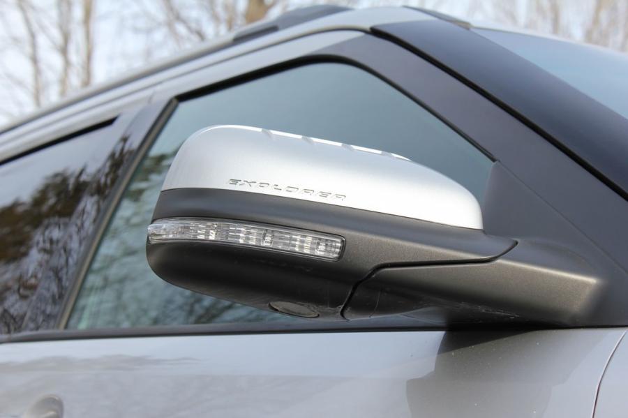  Ford Explorer Limited 4WD 2011 года  (фото 58 из 60)